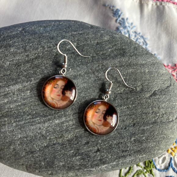 Gustav Klimt 'The Mother & Child" Cobachon Earrings Silver NEW Master Artist Ser - Picture 3 of 8